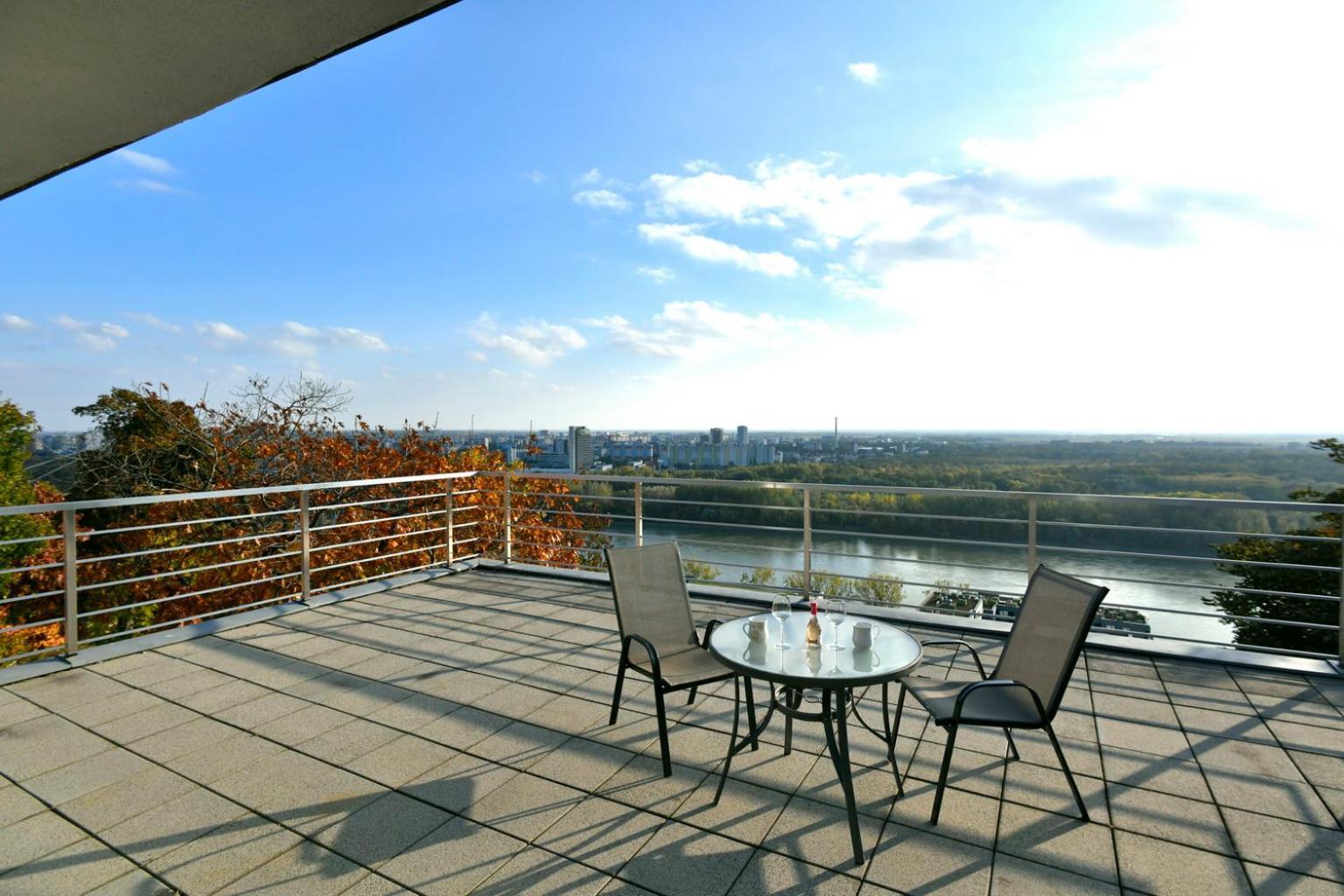 River View Apartments Hotel Bratislava Eksteriør bilde