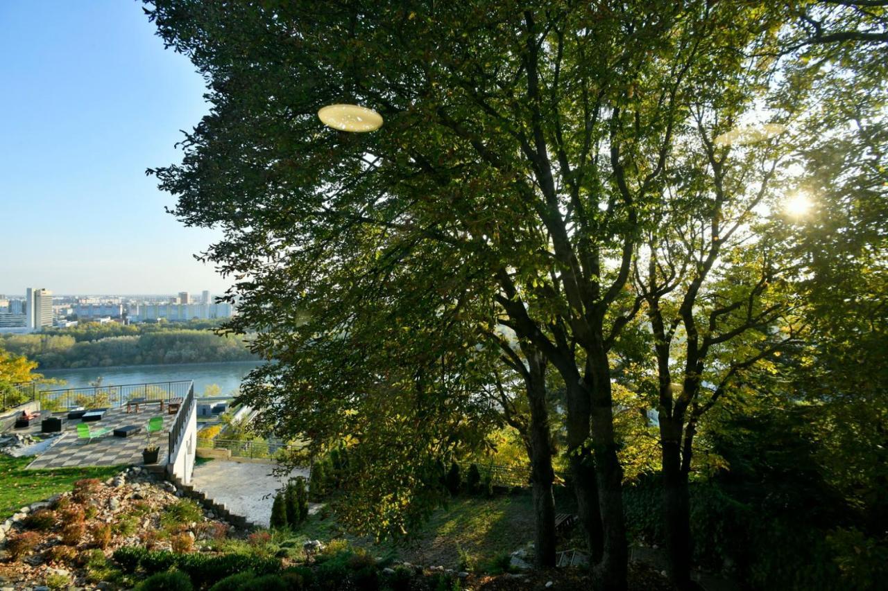 River View Apartments Hotel Bratislava Eksteriør bilde
