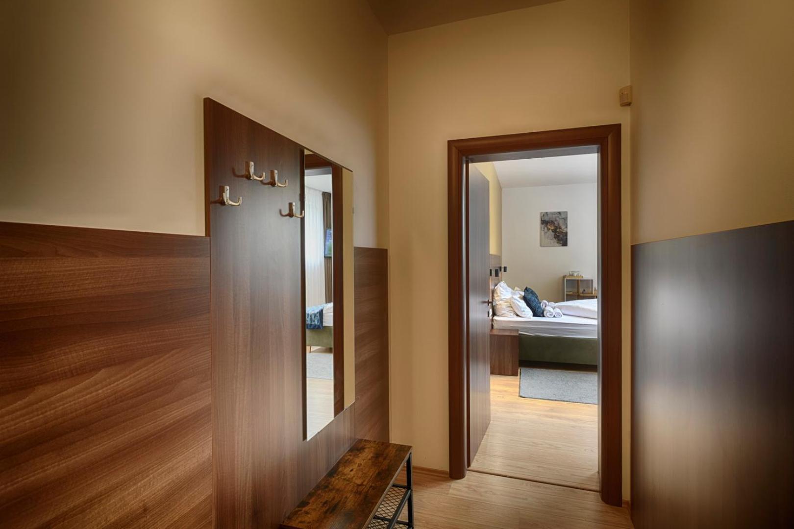 River View Apartments Hotel Bratislava Eksteriør bilde